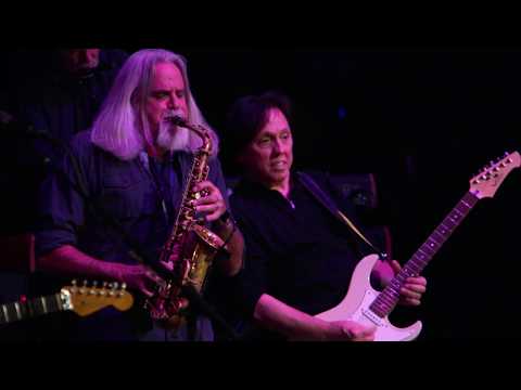 The Doobie Brothers - Long Train Runnin&#039; (Live From The Beacon Theater)